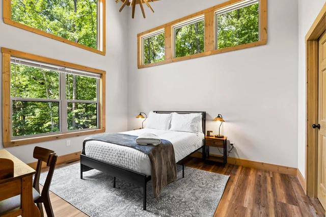 Bedroom image 1