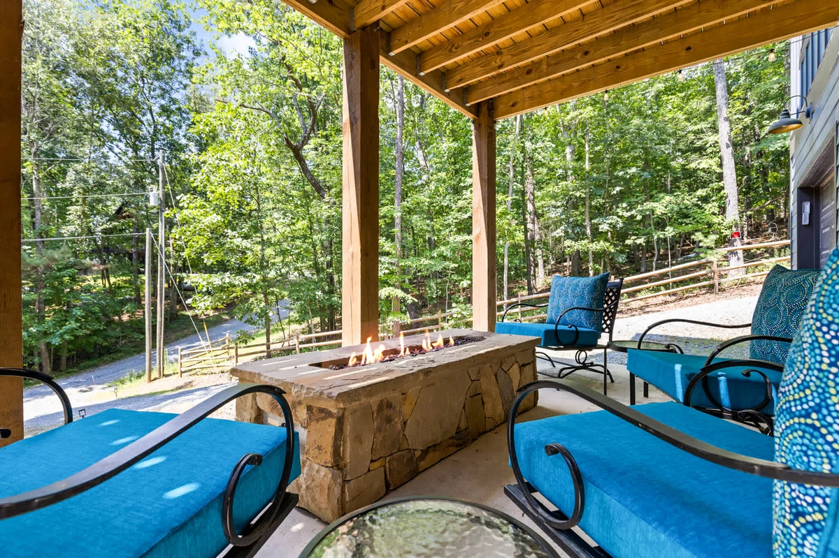 Home in Blairsville property photo 3