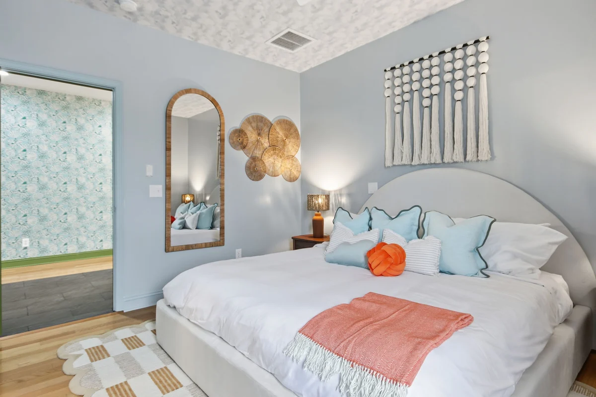 Bedroom image 1