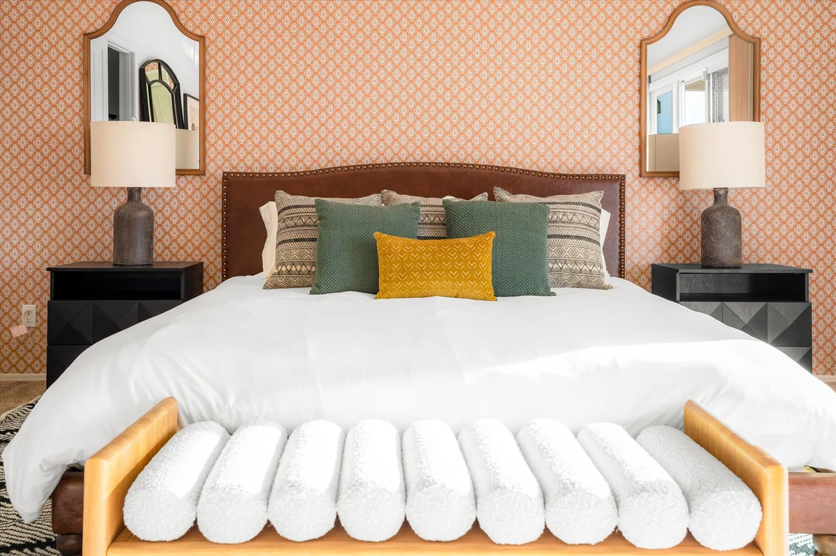 Bedroom image 1