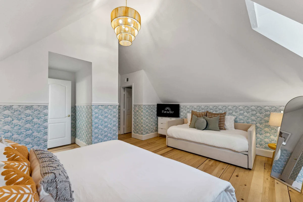 Bedroom image 1