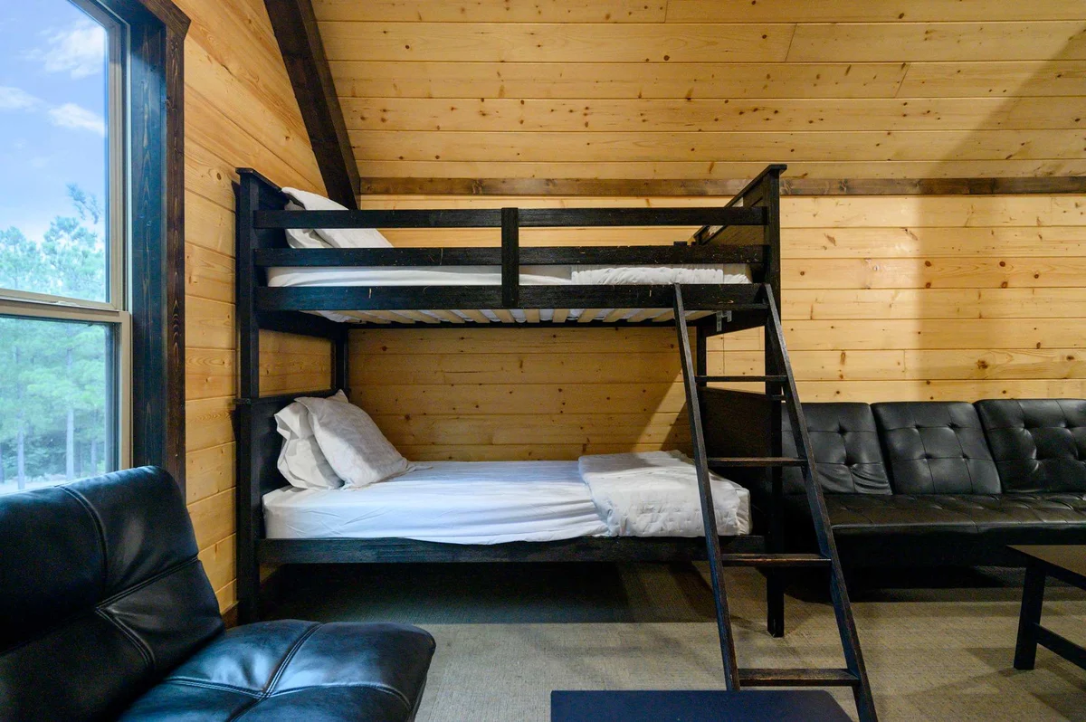 Bedroom image 1