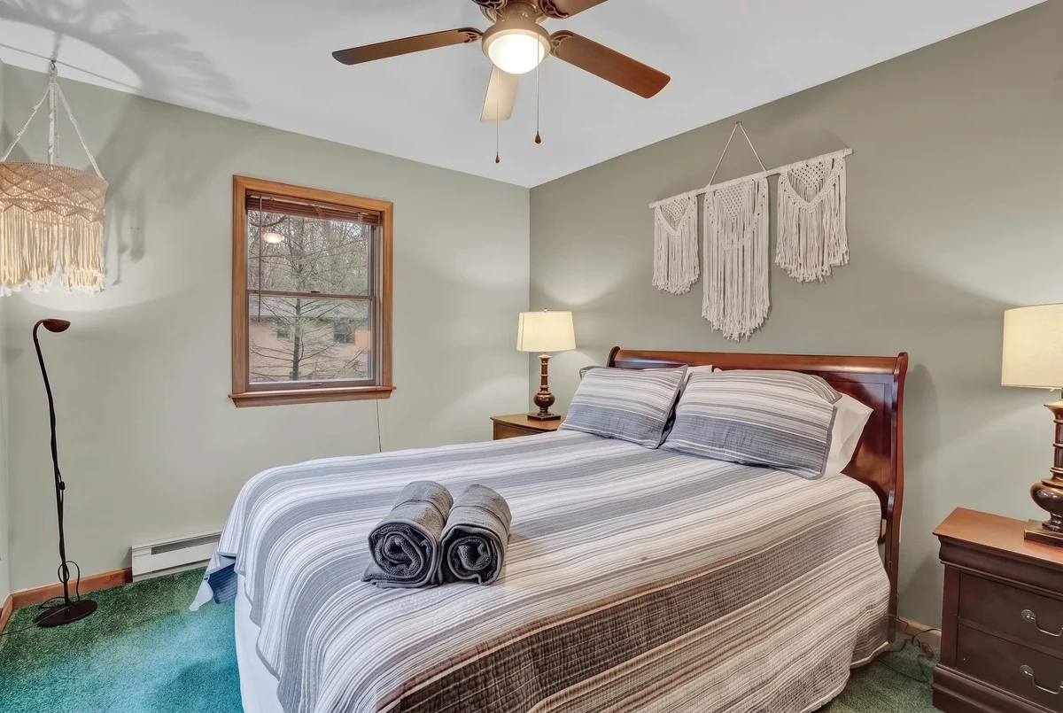 Bedroom image 1