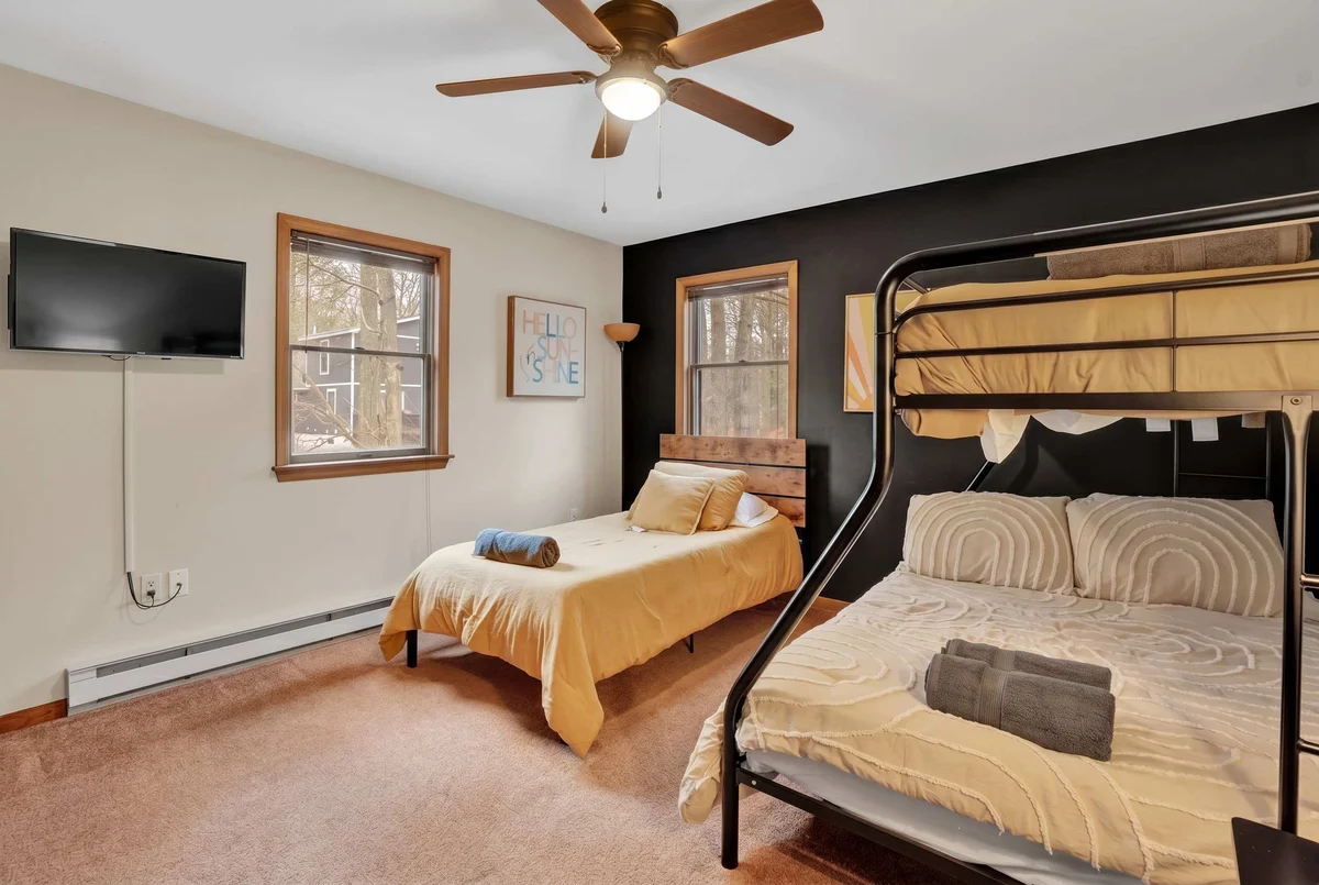 Bedroom image 1