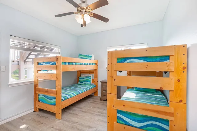Bedroom image 1