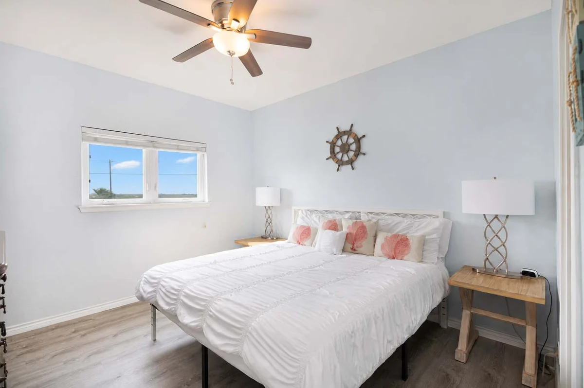Bedroom image 1