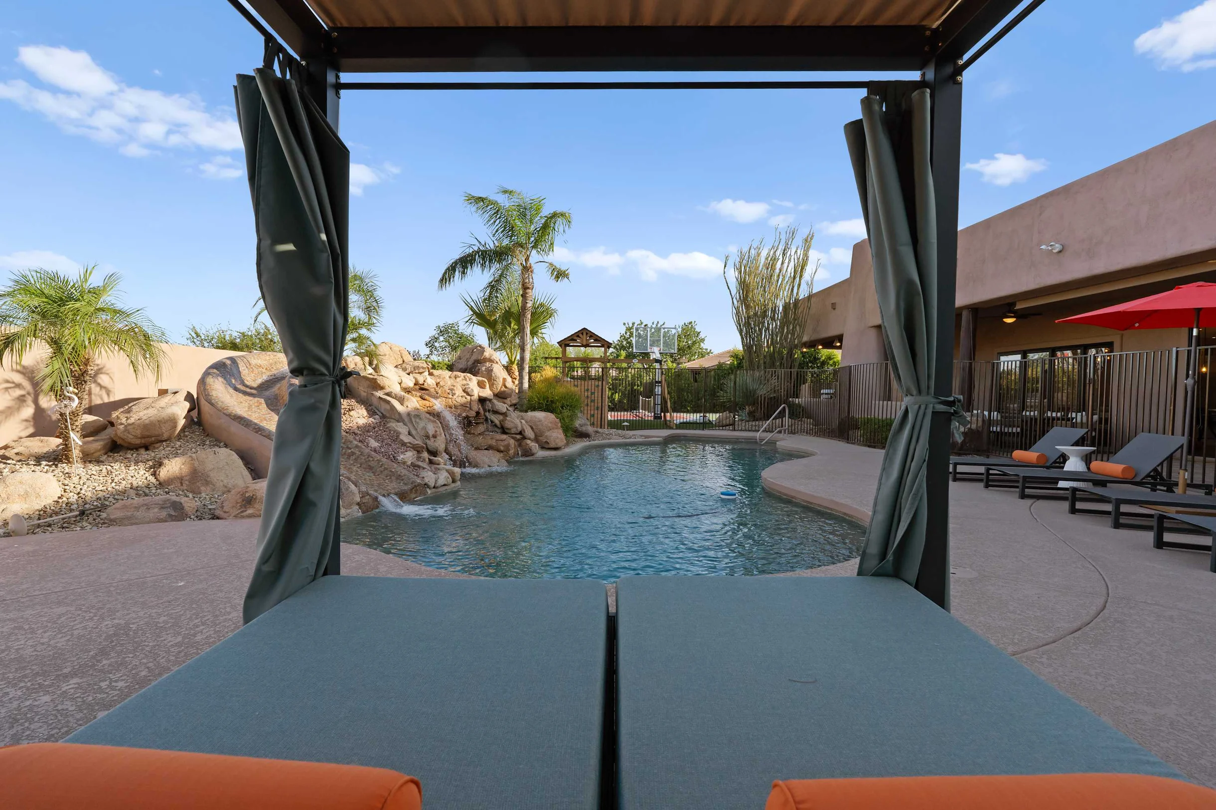 Home in Phoenix property photo 5