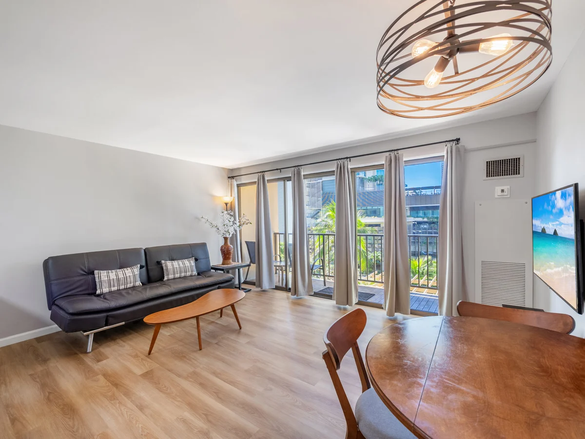 Apartment in Honolulu property photo 3