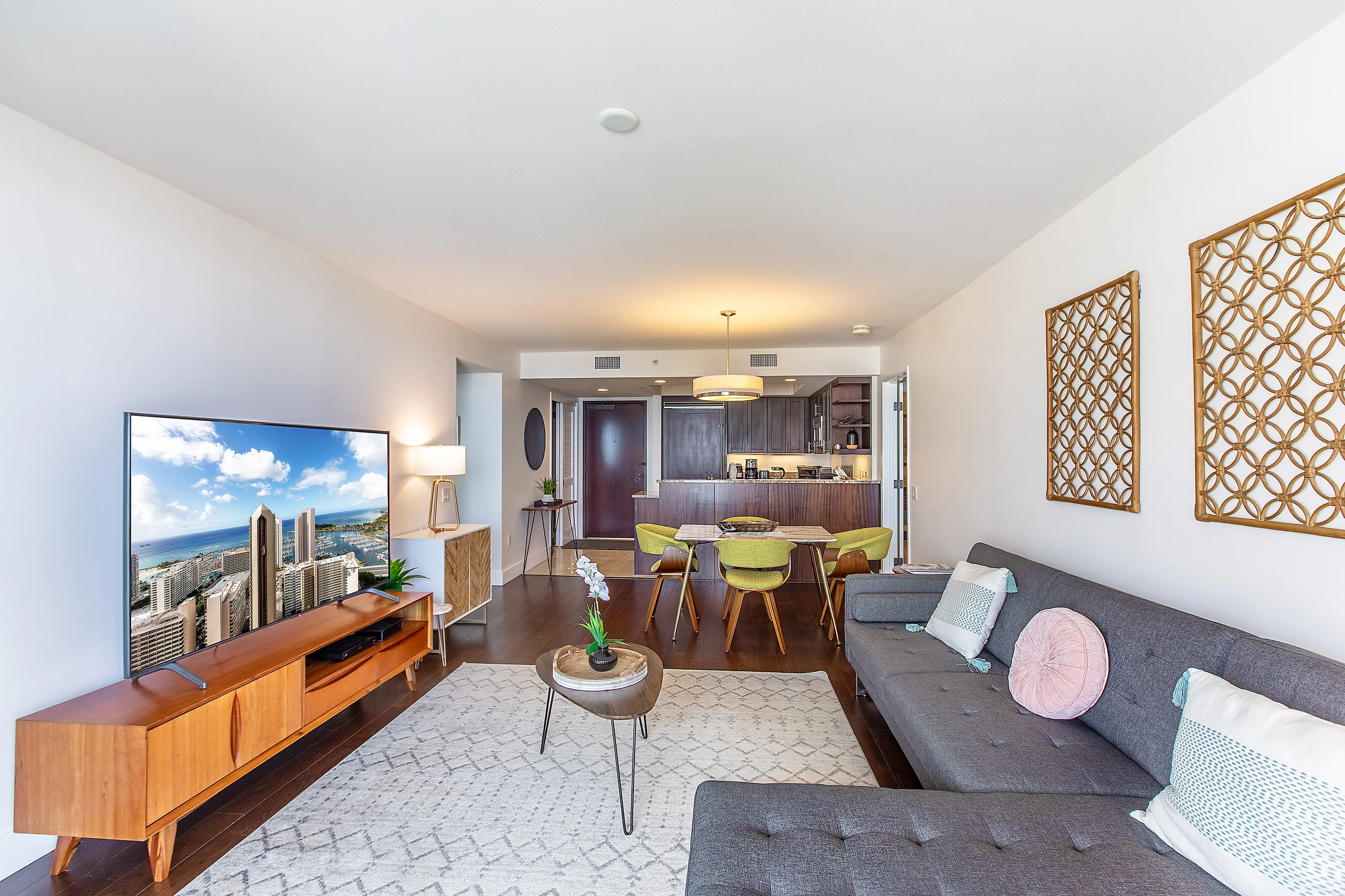 Apartment in Honolulu property photo 4