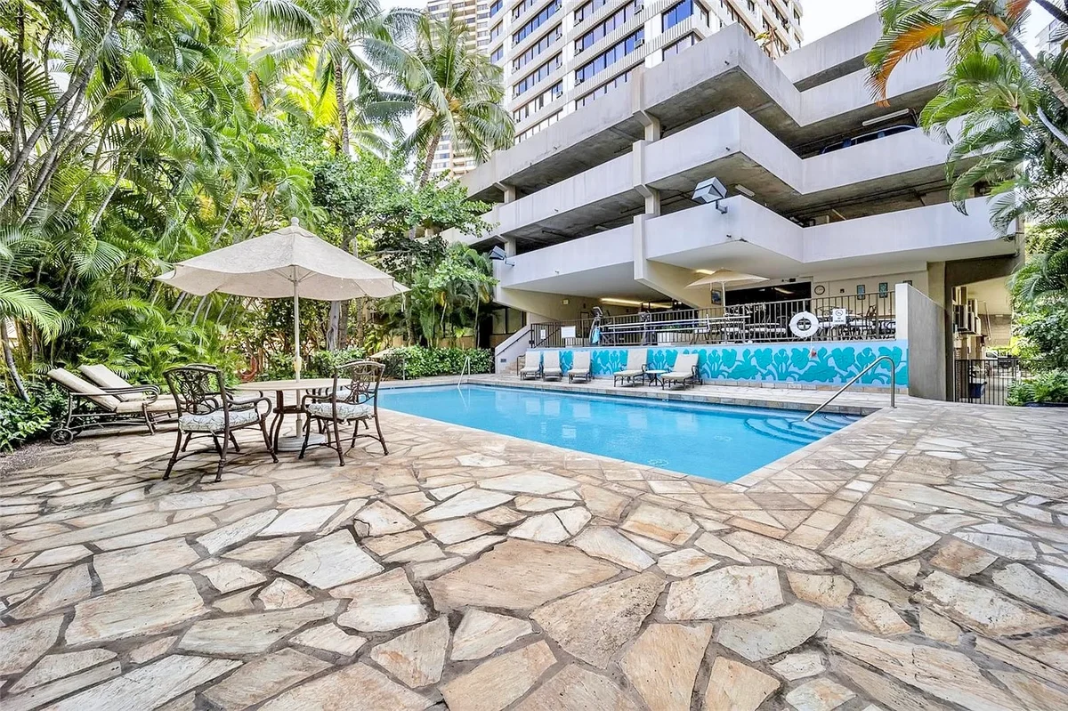 Ocean and City View w/AC, Parking, & Kitchen property photo 1