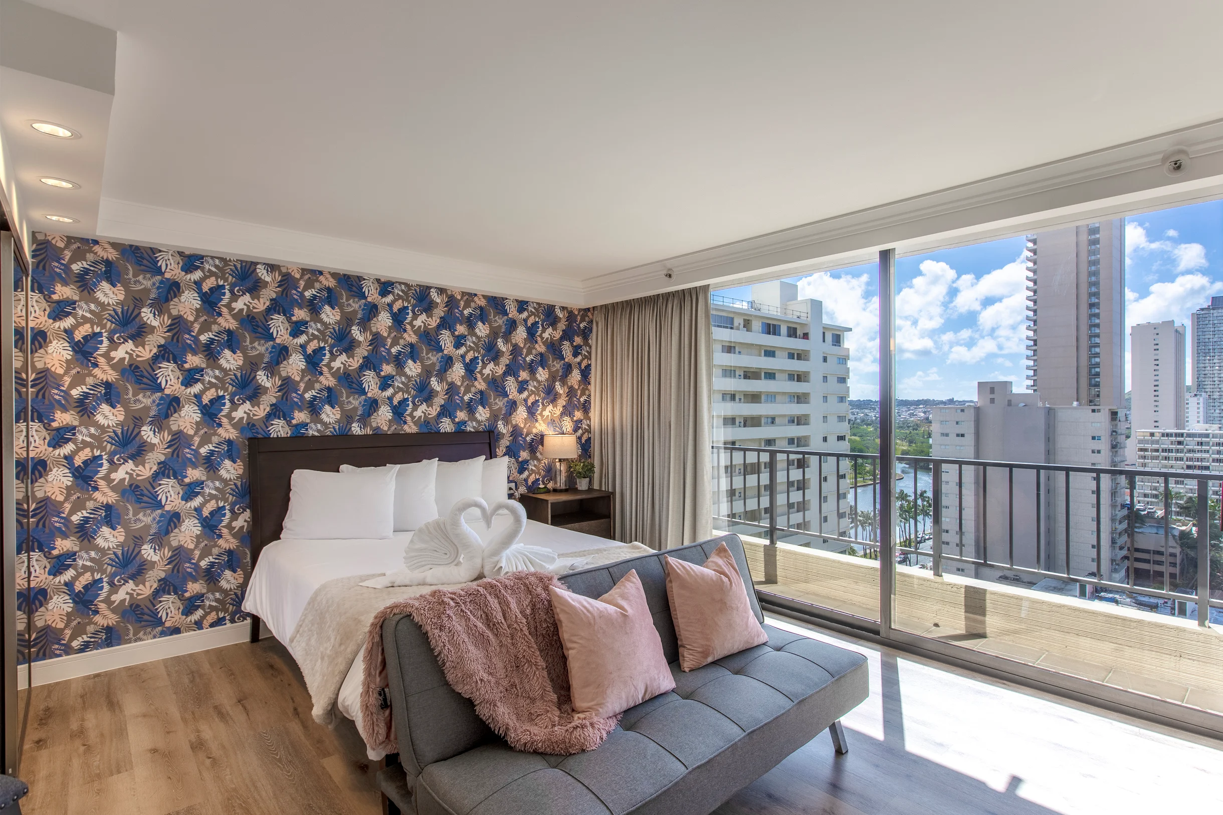 Apartment in Honolulu property photo 1