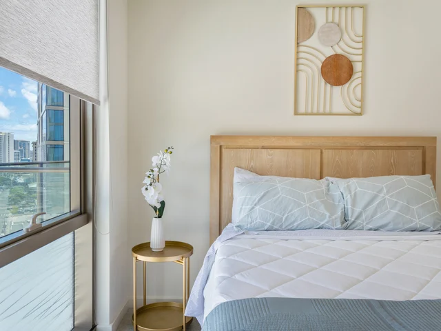 Bedroom 1 image 1