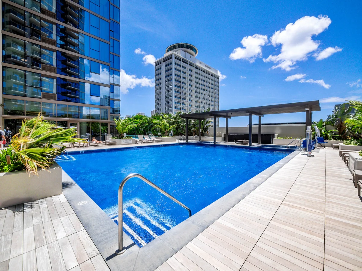 Modern at Sky Ala Moana w/City & Mtn Views &AC property photo 4