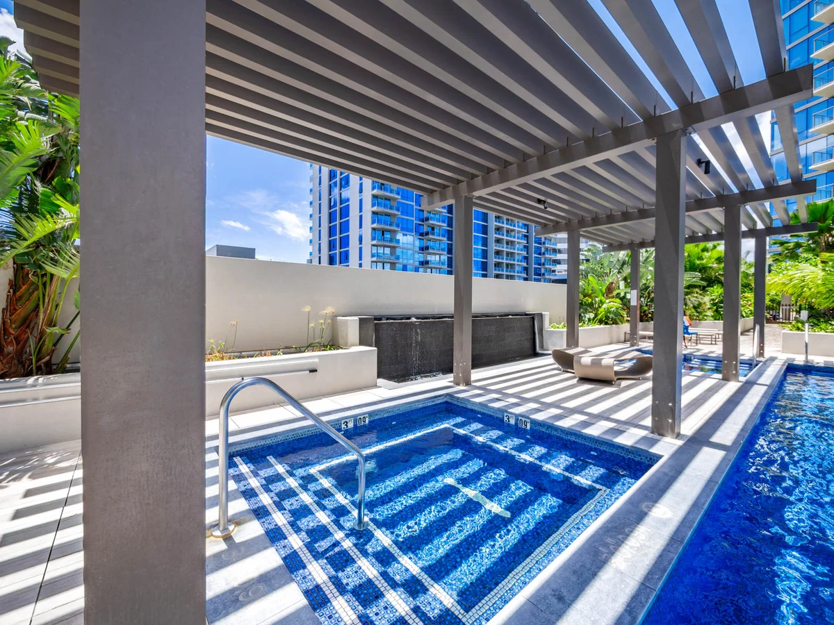 Modern at Sky Ala Moana w/City & Mtn Views &AC property photo 5