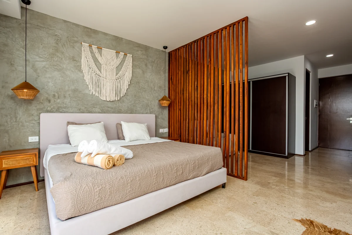 Bedroom 1 image 1