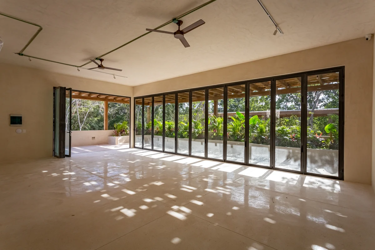 Living Room image 1