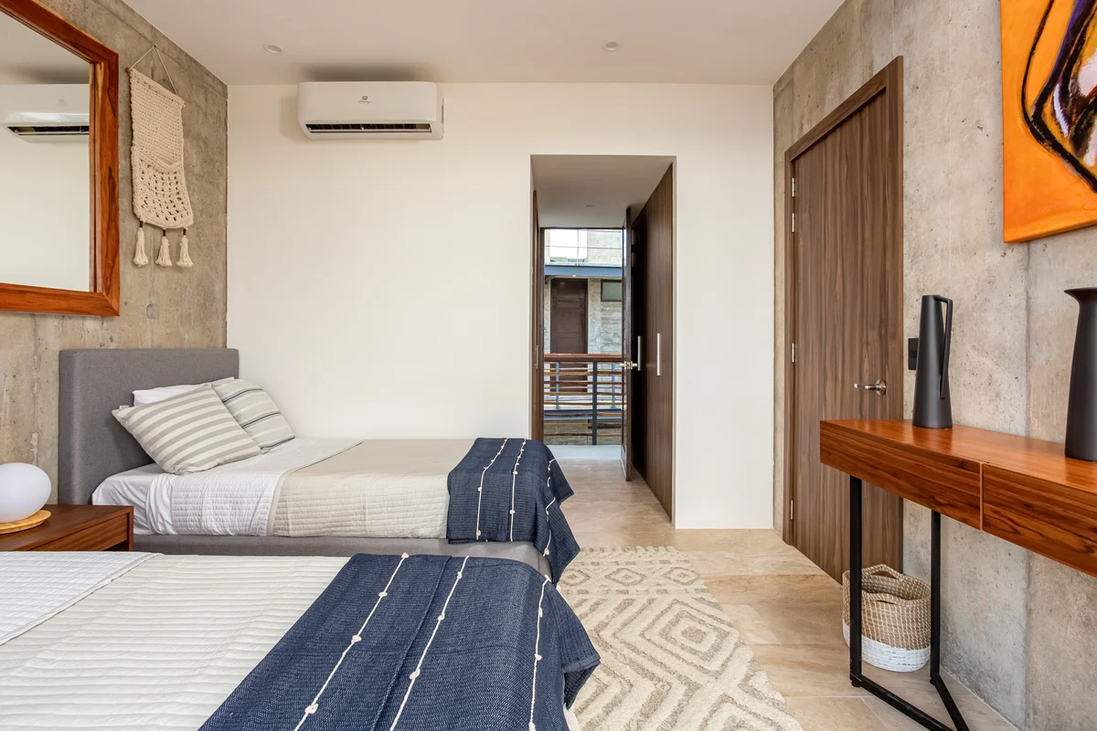 Bedroom 1 image 1