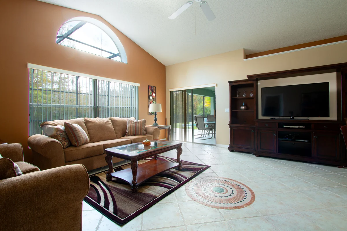 Home in Kissimmee property photo 3