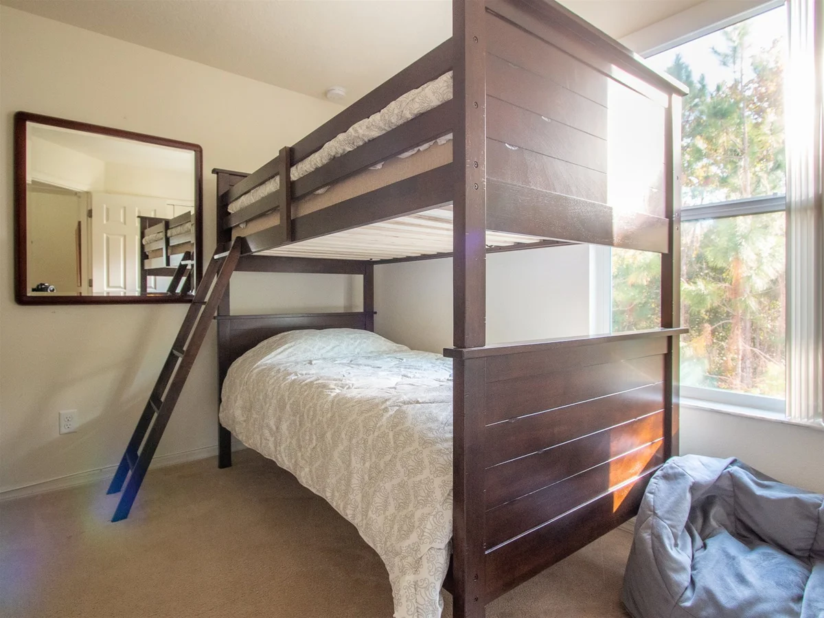 Bedroom 3 image 1