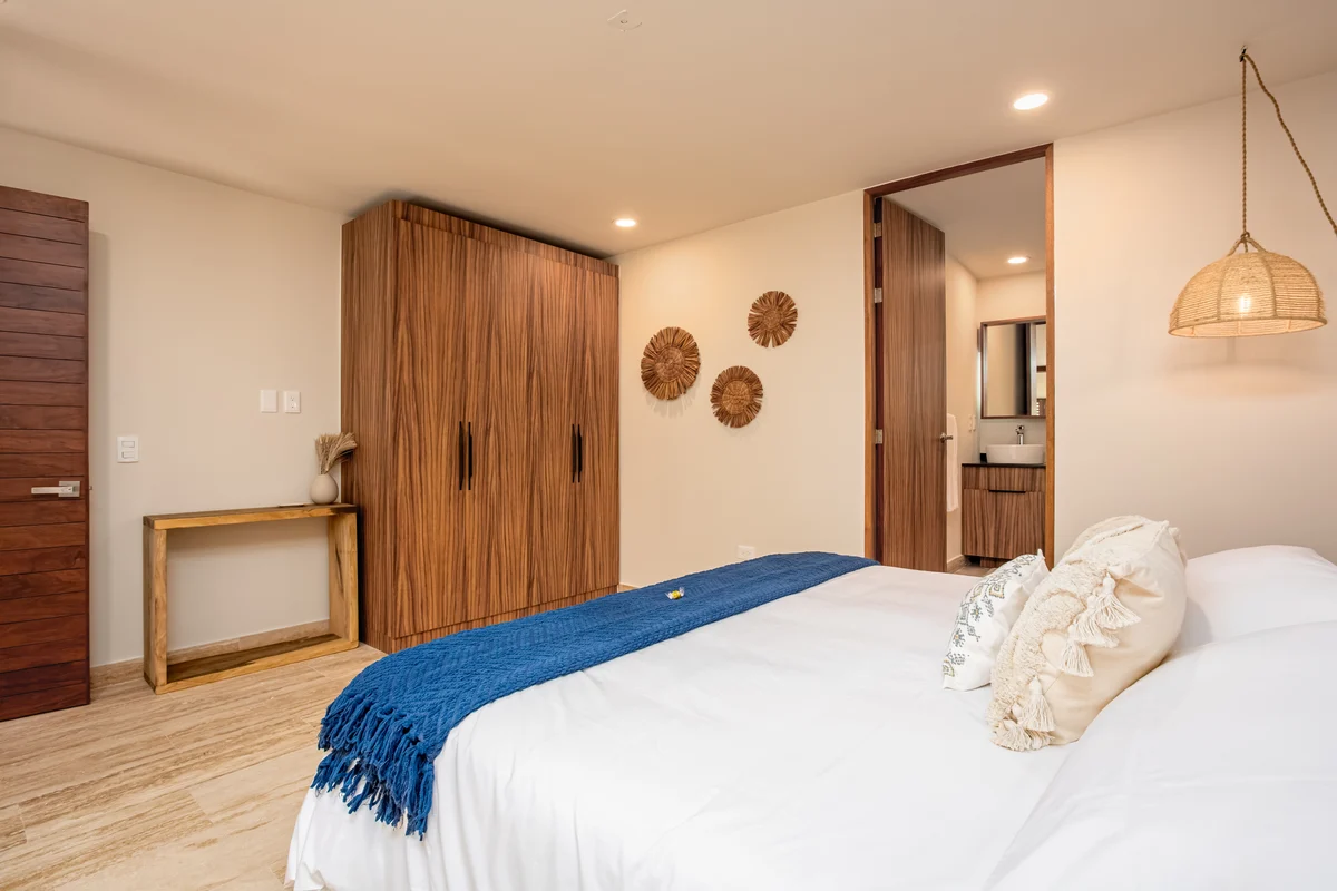 Bedroom image 1