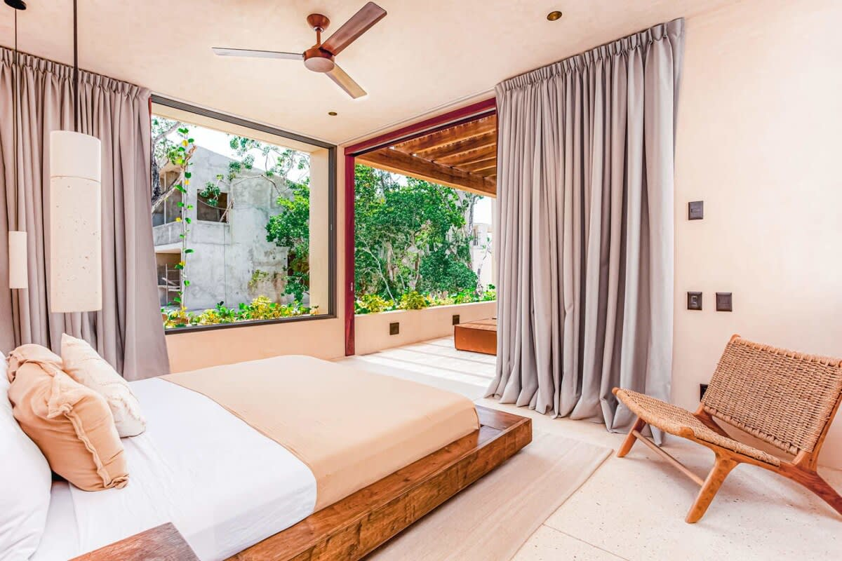 Bedroom image 1