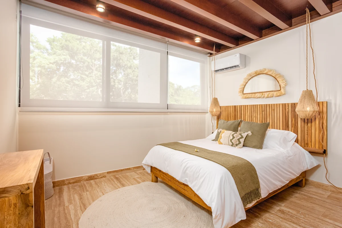 Bedroom image 1