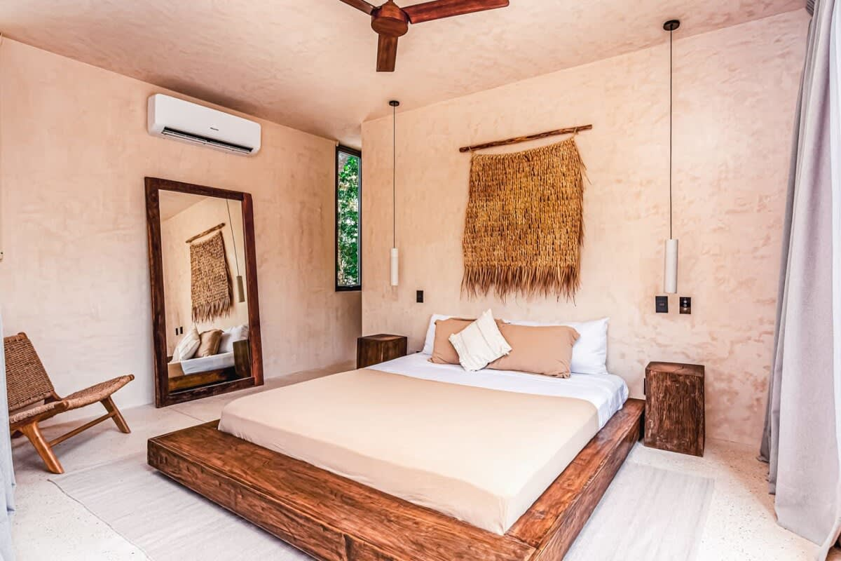 Bedroom image 1