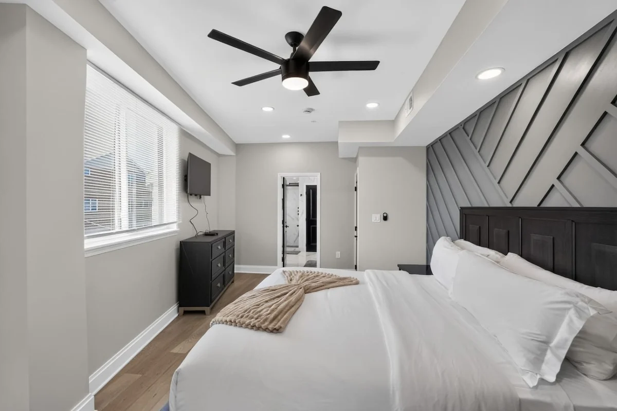 Home in Philadelphia property photo 5