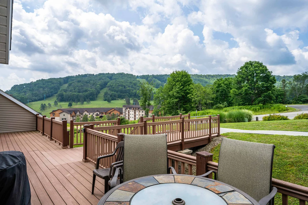 Townhome in Ellicottville property photo 5
