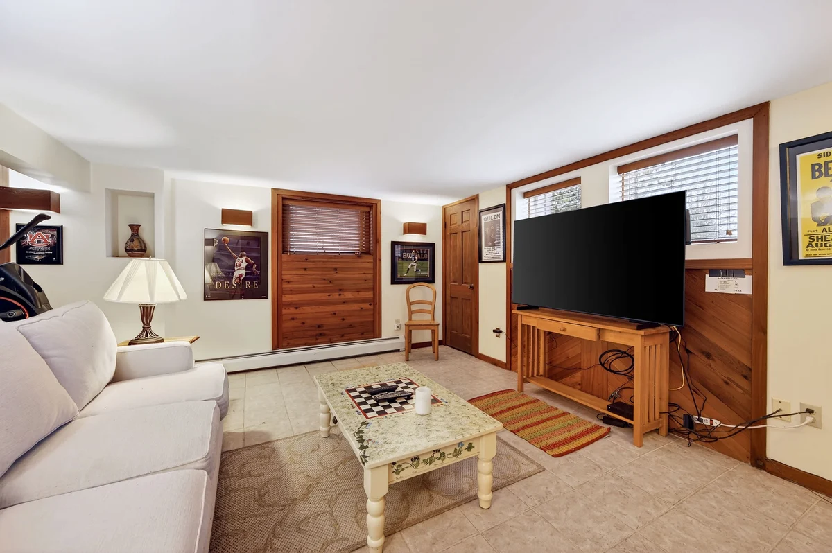 Property in New York property photo 5