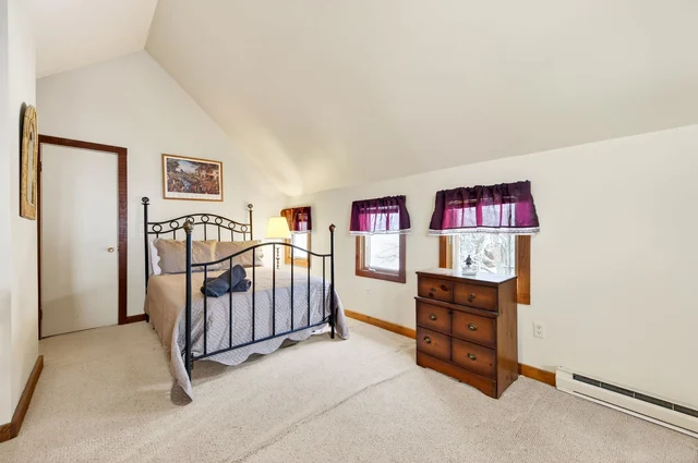 Bedroom 3 image 1