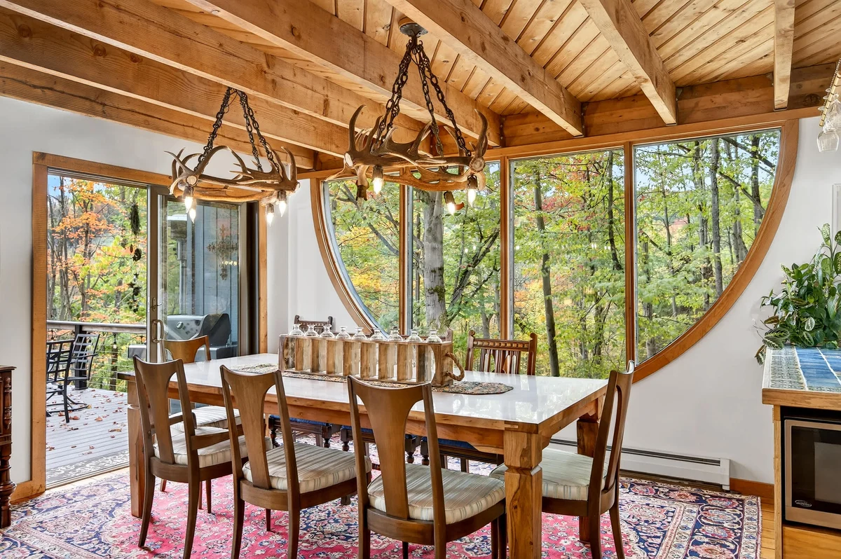 Property in New York property photo 2
