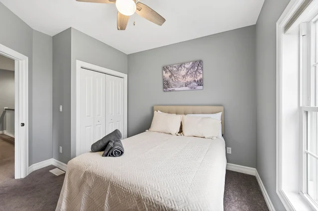 Bedroom 1 image 1