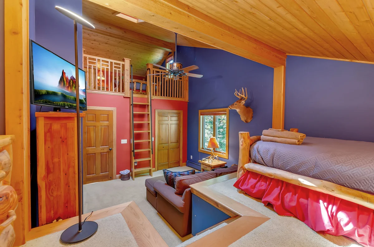 Bedroom 1 image 1