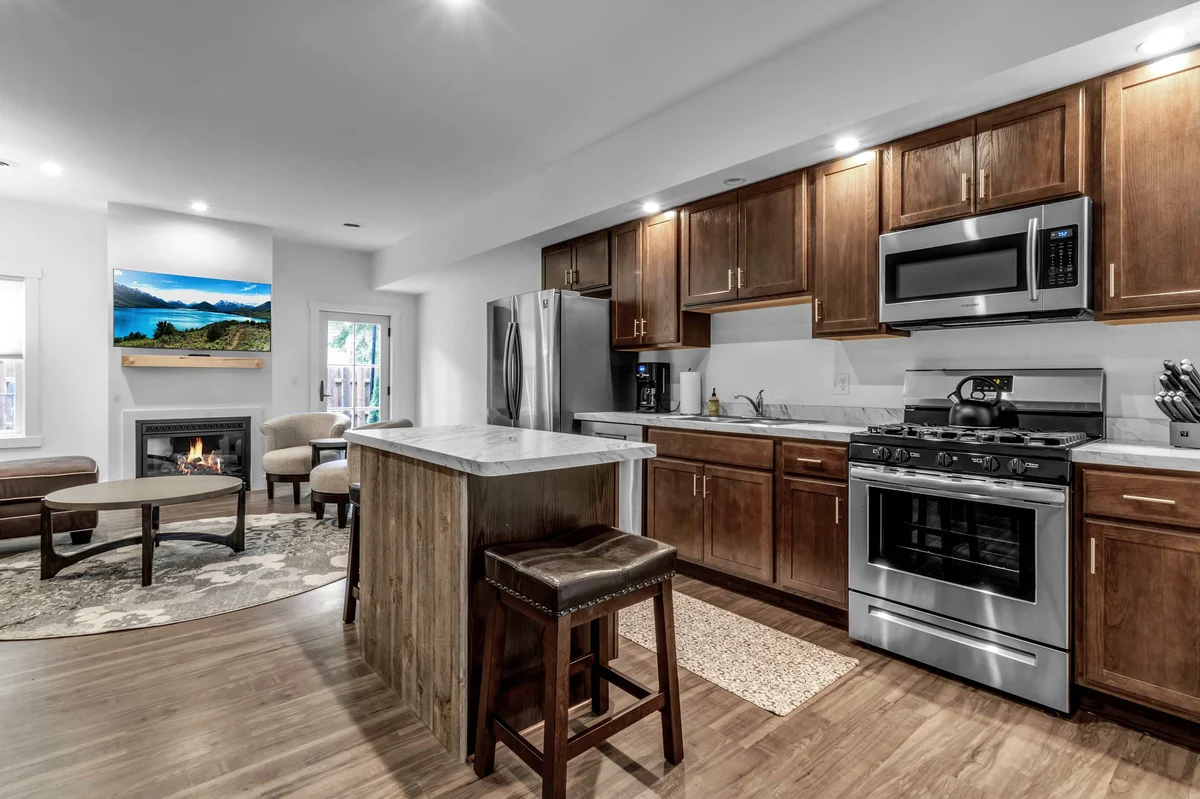 Spacious Townhome with Fireplace property photo 2