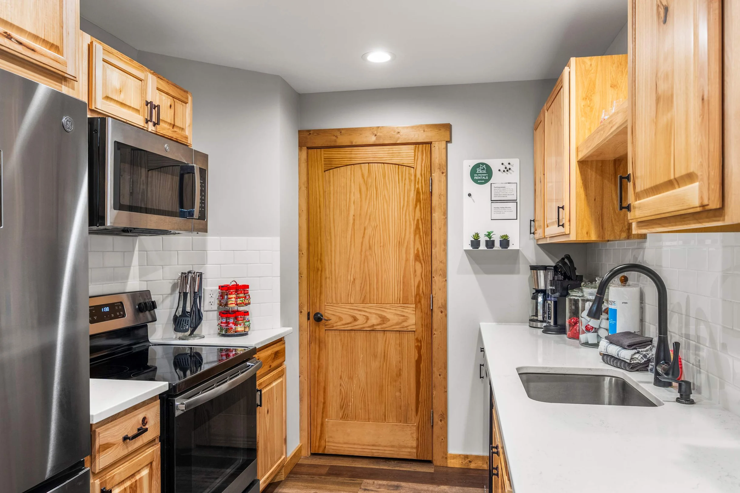 Condo in New York property photo 2