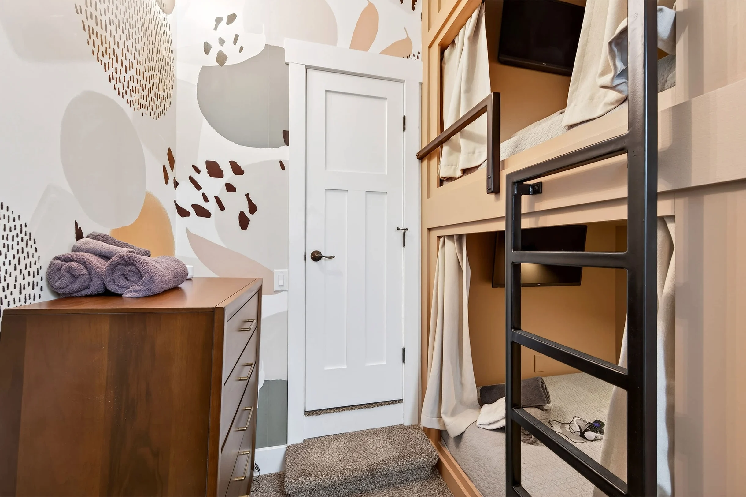Townhome in Ellicottville property photo 3