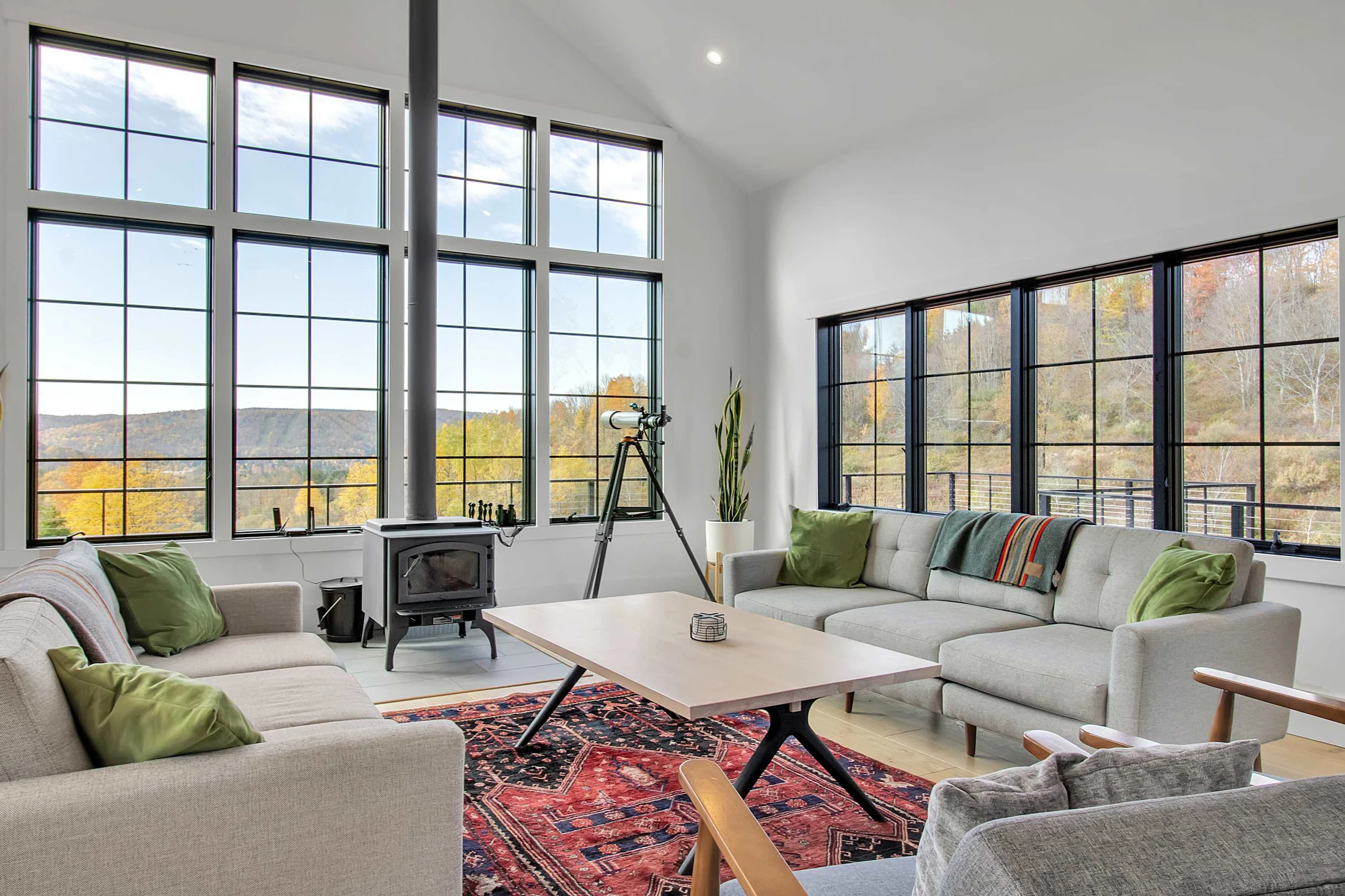 Home in New York property photo 1