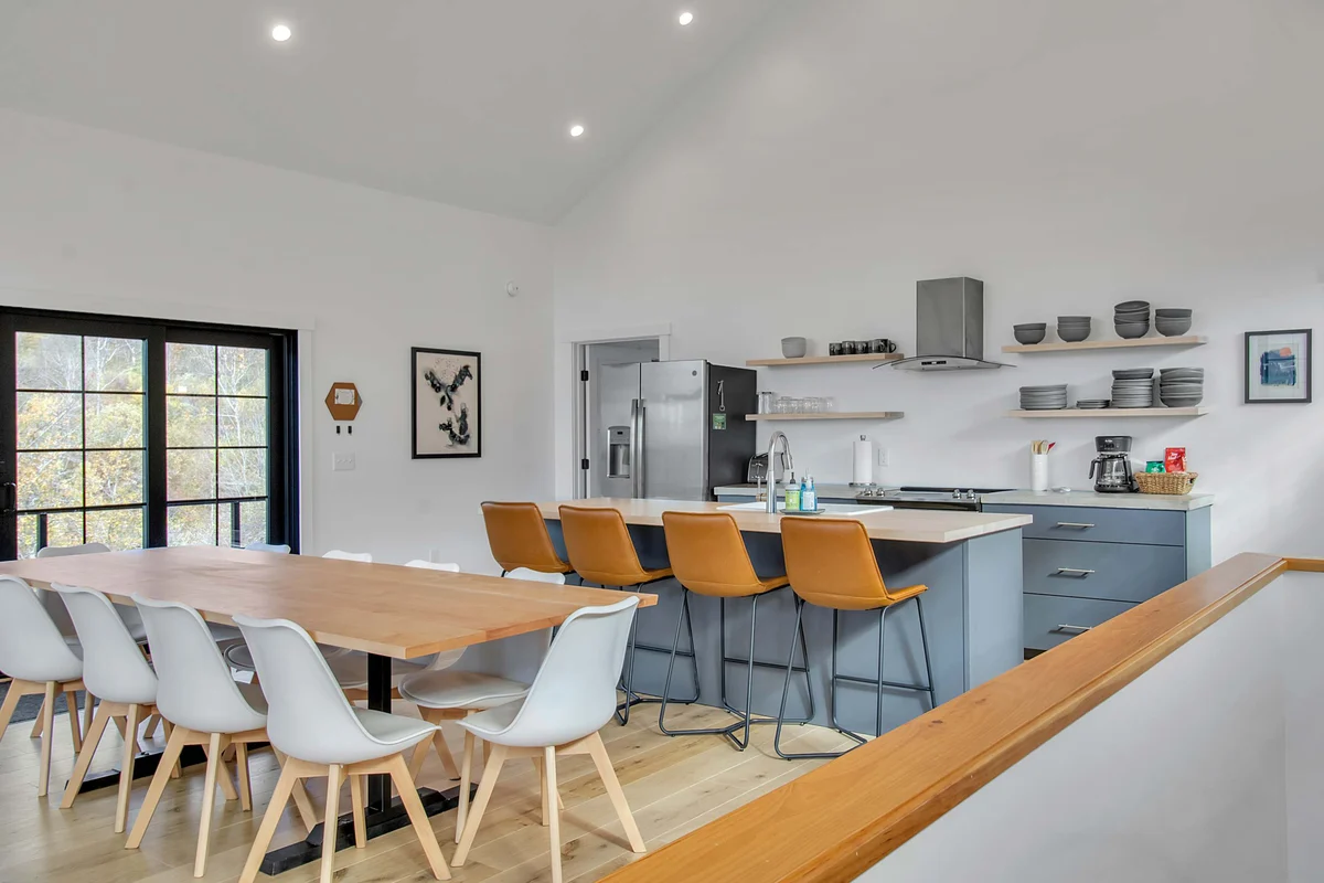 Home in New York property photo 2