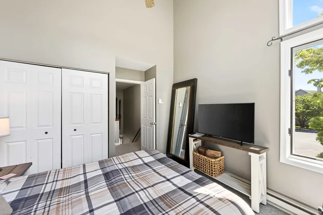 Bedroom 2 image 1