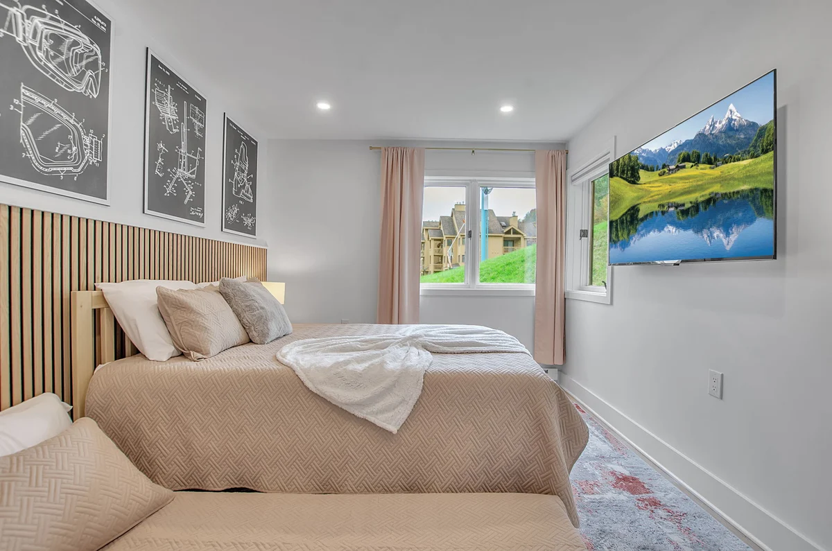 Bedroom 1 image 1