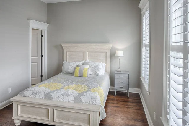Bedroom 3 image 1