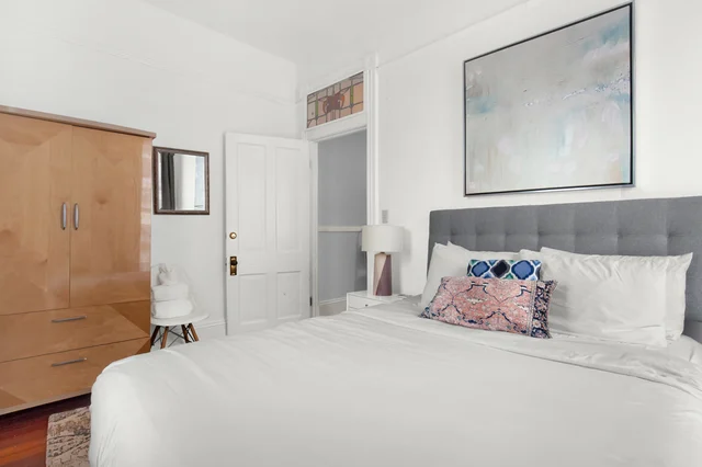 Bedroom 3 image 1