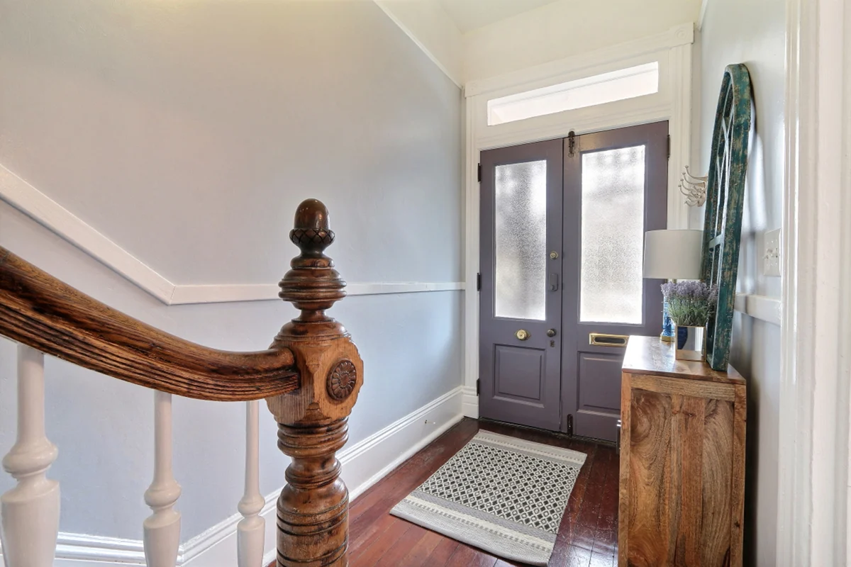 Home in Savannah property photo 5