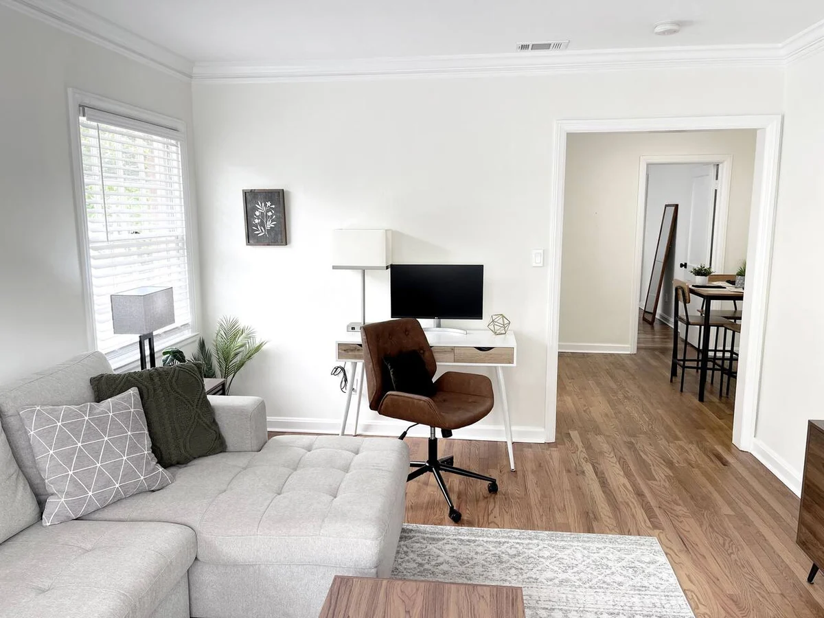 Home in Savannah property photo 3