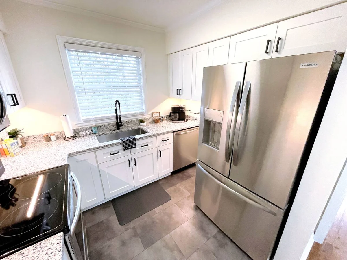Home in Savannah property photo 5