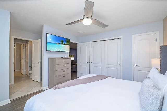 4. King Room - Upper Gloor image 1