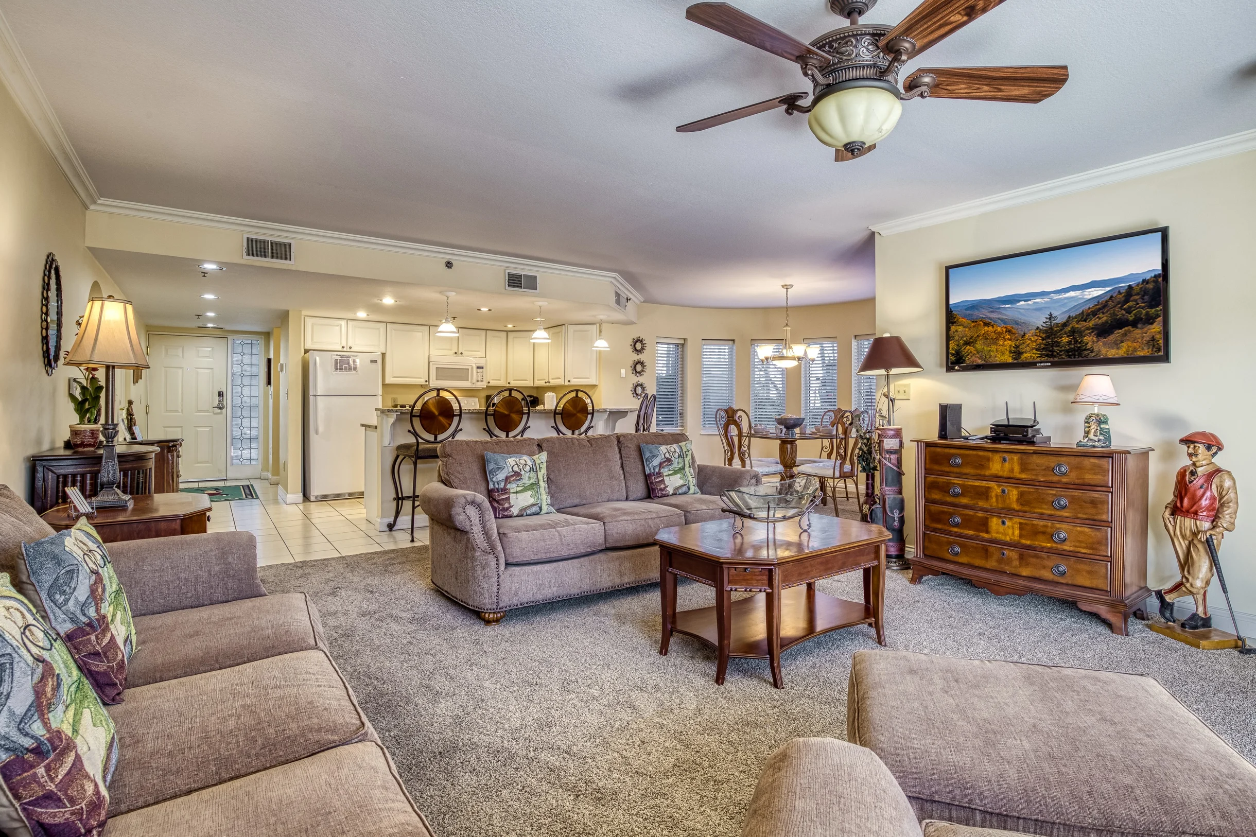 Condo in Pigeon Forge property photo 5
