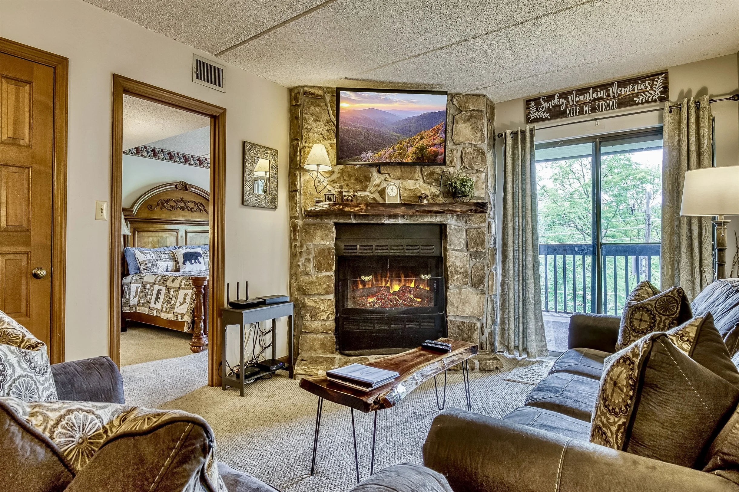 Condo in Gatlinburg property photo 1
