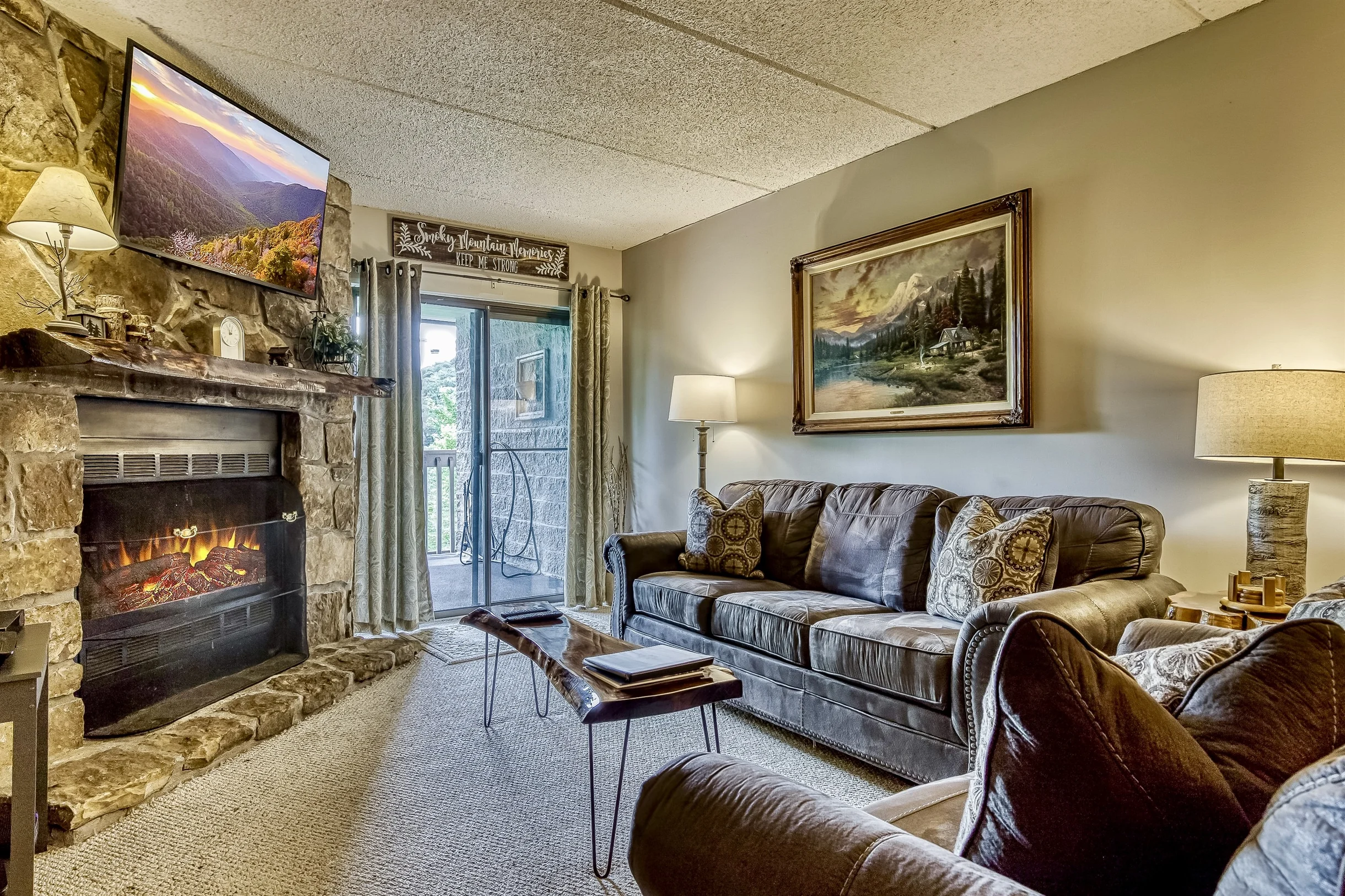 Condo in Gatlinburg property photo 4